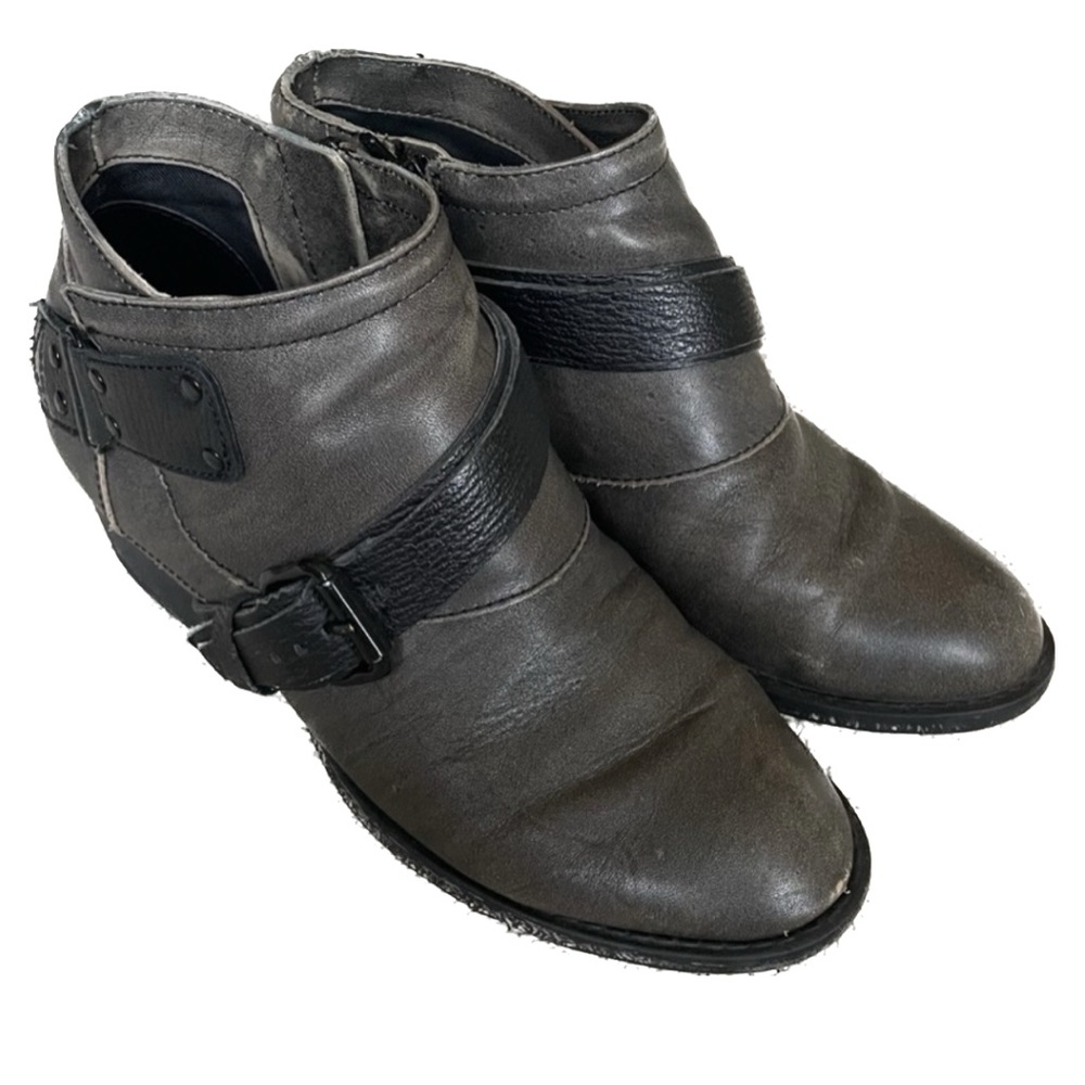 OTBT Fall River Gray Moto Booties Boots Side Zippers Buckle Women’s size 7.5 M